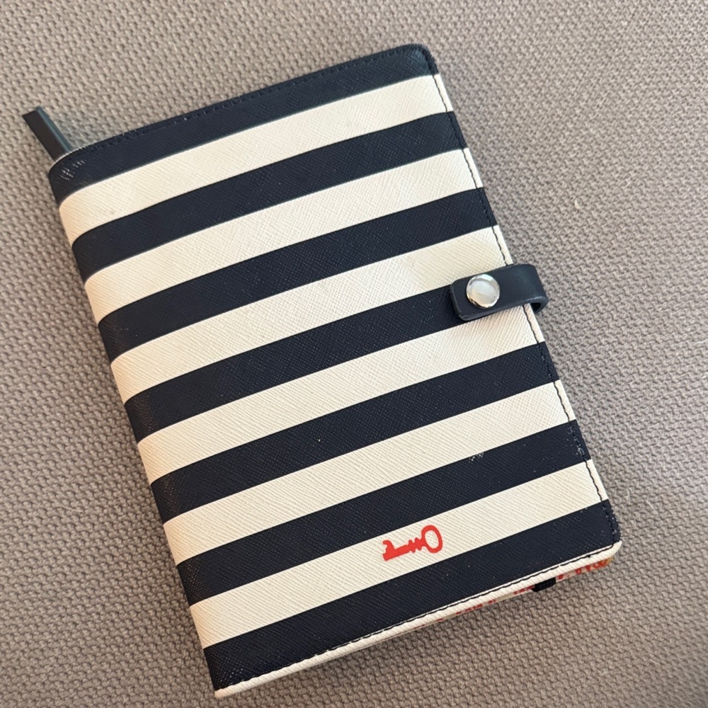 Keep collective jewelry case wallet